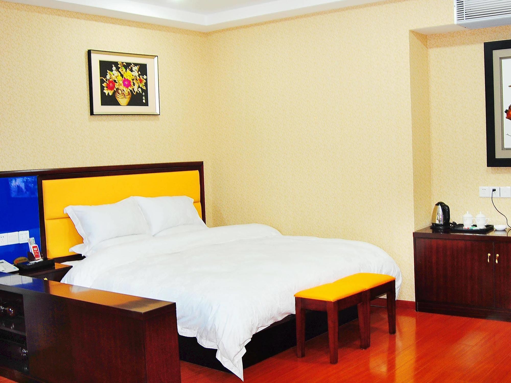 Guangzhou Haiyue Hotel Екстериор снимка