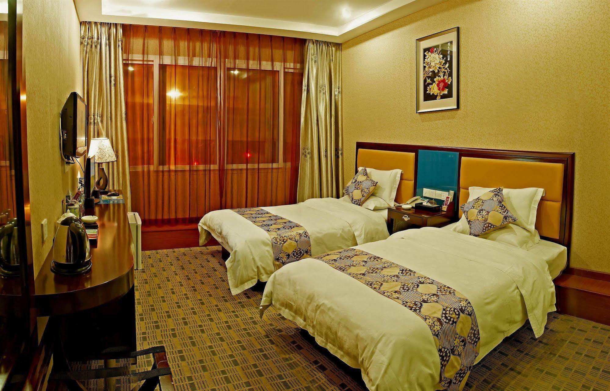 Guangzhou Haiyue Hotel Екстериор снимка